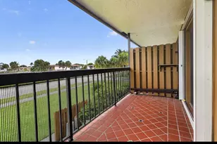 6904 NW 169th St, Hialeah, FL 33015 - Photo 17