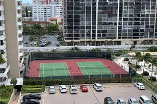 1985 S Ocean Dr, Hallandale Beach, FL 33009 - Photo 21