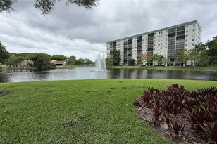 2236 N Cypress Bend Dr, Pompano Beach, FL 33069 - Photo 47