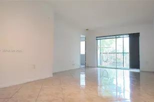 2236 N Cypress Bend Dr, Pompano Beach, FL 33069 - Photo 13