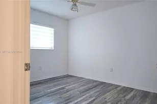 2236 N Cypress Bend Dr, Pompano Beach, FL 33069 - Photo 25