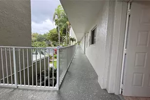 2236 N Cypress Bend Dr, Pompano Beach, FL 33069 - Photo 43