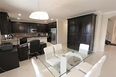 8925 NW 99th Ave, Doral, FL 33178 - Photo 23