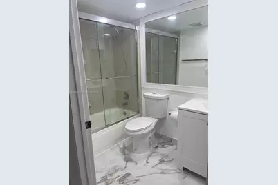 469 NE 207th Ln #102, Miami, FL 33179 - Photo 9