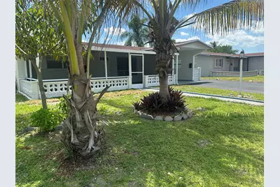 4616 NW 39th St, Lauderdale Lakes, FL 33319 - Photo 1