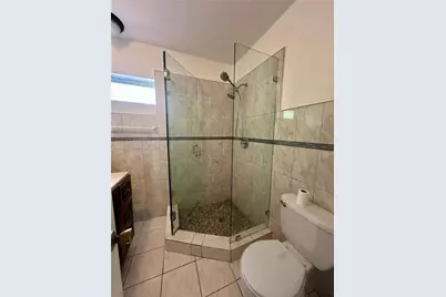 4616 NW 39th St, Lauderdale Lakes, FL 33319 - Photo 11