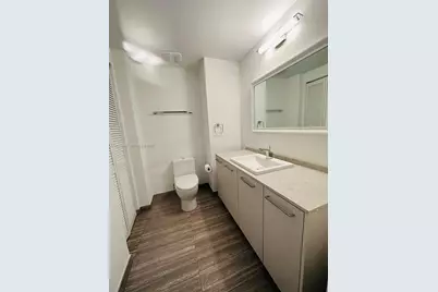 1010 Brickell Ave #4208, Miami, FL 33131 - Photo 5