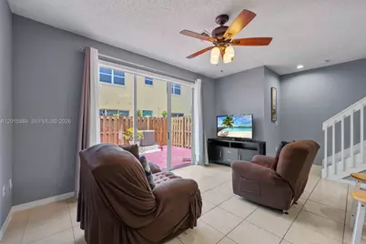 934 NE 42nd Ter, Homestead, FL 33033 - Photo 9