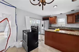 7913 Tam Oshanter Blvd, North Lauderdale, FL 33068 - Photo 13