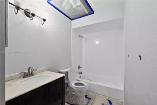 7913 Tam Oshanter Blvd, North Lauderdale, FL 33068 - Photo 29