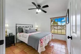 10460 SW 123rd Ct, Miami, FL 33186 - Photo 13