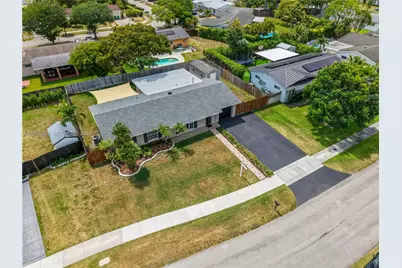 10460 SW 123rd Ct, Miami, FL 33186 - Photo 17