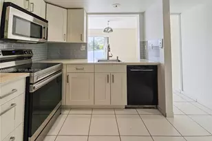 1341 SW 124th Ct, Miami, FL 33184 - Photo 13