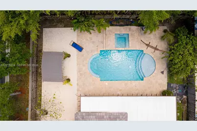 2890 NE 4th St, Homestead, FL 33033 - Photo 5
