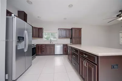 2890 NE 4th St, Homestead, FL 33033 - Photo 37