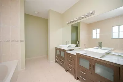 2890 NE 4th St, Homestead, FL 33033 - Photo 51