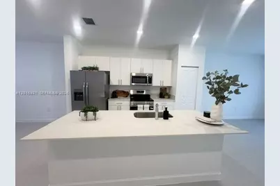 1137 SE 2nd Ter, Florida City, FL 33034 - Photo 11