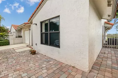 20013 Mona Cir, Boca Raton, FL 33434 - Photo 5