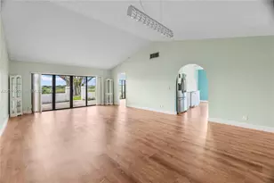 20013 Mona Cir, Boca Raton, FL 33434 - Photo 9
