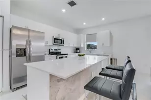 19100 SW 132nd Pl, Miami, FL 33177 - Photo 15