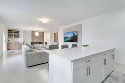 19100 SW 132nd Pl, Miami, FL 33177 - Photo 9
