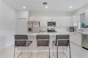 19100 SW 132nd Pl, Miami, FL 33177 - Photo 17