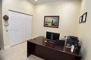 19521 SW 39th Ct, Miramar, FL 33029 - Photo 9