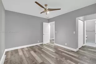 8911 NW 28th Dr, Coral Springs, FL 33065 - Photo 13