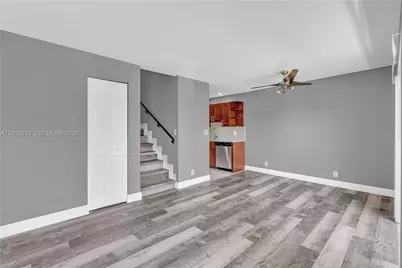 8911 NW 28th Dr #32B, Coral Springs, FL 33065 - Photo 7