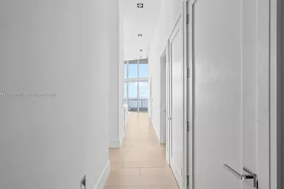 465 Brickell Ave #4101, Miami, FL 33131 - Photo 9