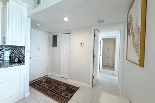 7135 Collins Ave, Miami Beach, FL 33141 - Photo 13