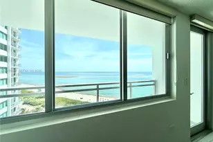 7135 Collins Ave, Miami Beach, FL 33141 - Photo 19