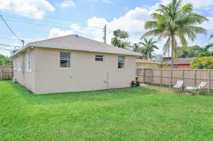200 SW 2nd Ave, Hallandale Beach, FL 33009 - Photo 25