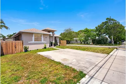 200 SW 2nd Ave, Hallandale Beach, FL 33009 - Photo 29