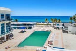 5445 Collins Ave, Miami Beach, FL 33140 - Photo 21