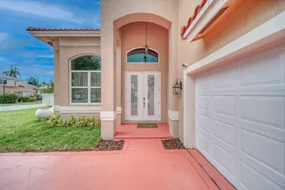6554 Geneva St, Lake Worth, FL 33467 - Photo 3