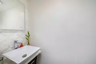8010 SW 152nd Ave, Miami, FL 33193 - Photo 9