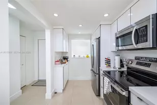 8010 SW 152nd Ave, Miami, FL 33193 - Photo 13