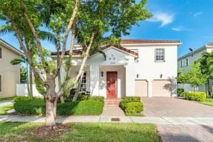 17046 SW 94th Ln, Miami, FL 33196 - Photo 1