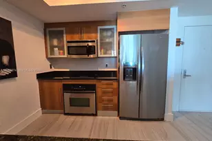 325 S Biscayne Blvd, Miami, FL 33131 - Photo 7