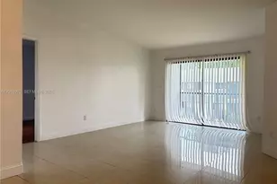 9703 Hammocks Blvd, Miami, FL 33196 - Photo 9