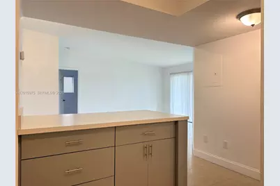 9703 Hammocks Blvd #202, Miami, FL 33196 - Photo 7