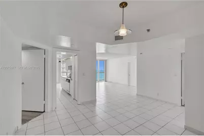 16425 Collins Ave #2715, Sunny Isles Beach, FL 33160 - Photo 31