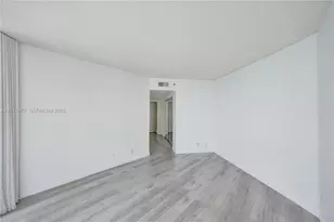 16425 Collins Ave, Sunny Isles Beach, FL 33160 - Photo 13