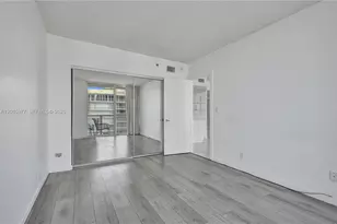 16425 Collins Ave, Sunny Isles Beach, FL 33160 - Photo 7