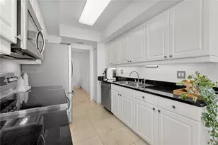 21055 Yacht Club Dr, Aventura, FL 33180 - Photo 11