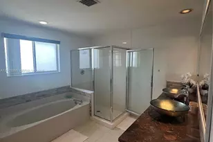 5402 Pointe Villa Dr, Lighthouse Point, FL 33064 - Photo 21
