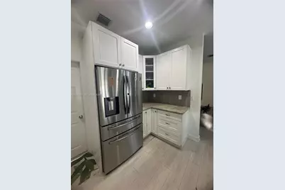 5402 Pointe Villa Dr #B, Lighthouse Point, FL 33064 - Photo 15