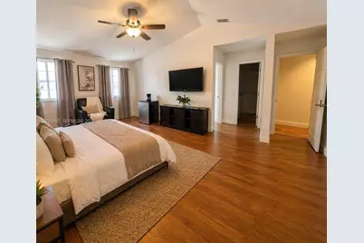 5402 Pointe Villa Dr #B, Lighthouse Point, FL 33064 - Photo 17