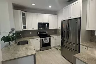 5402 Pointe Villa Dr, Lighthouse Point, FL 33064 - Photo 11